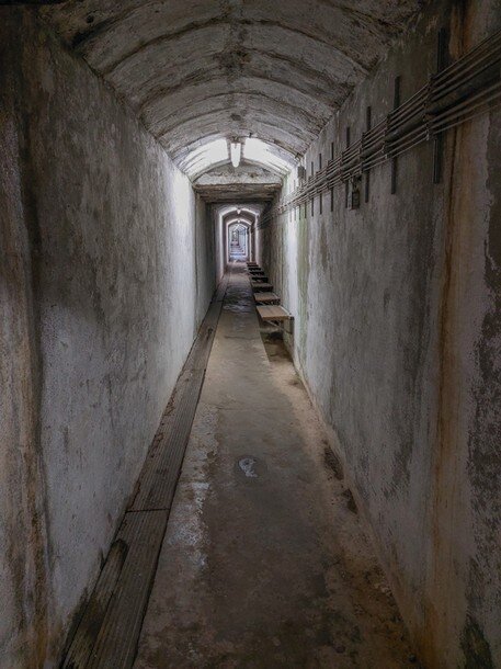 Tunnel Bunker